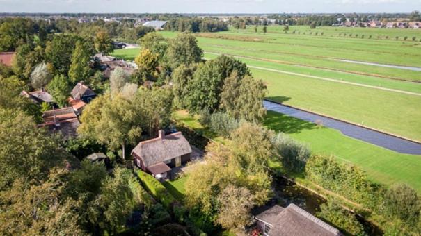 Oasis Giethoorn Villa Exterior photo
